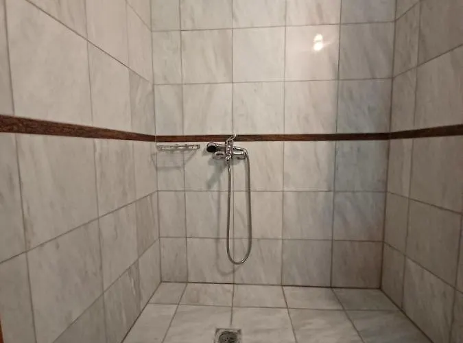 Syvros * Σύβρος